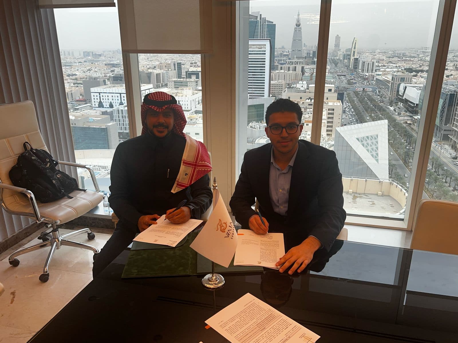 WAJA and Restored Cloud Sign MoU for AI Collaboration in Saudi Arabia